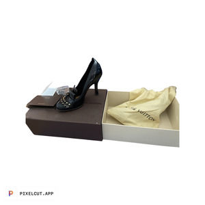 Louis Vuitton Black Vuitton/ B00074 Pumps size 36 1/2